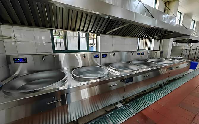 高校食堂廚具采購指南：實用、耐用、安全三者缺一不可