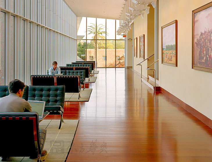 辦公沙發(fā)|現(xiàn)代真皮沙發(fā)|辦公家具|巴塞羅那休閑沙發(fā)|沙發(fā)|休閑沙發(fā)