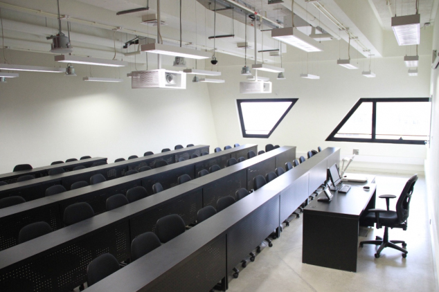 ��۴�W��ý�w���Ĺ��̰���