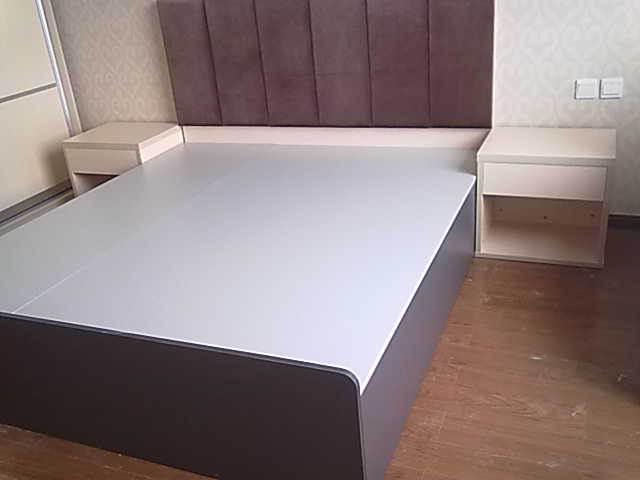 河南萬(wàn)眾集團(tuán)辦公家具工程案例展示