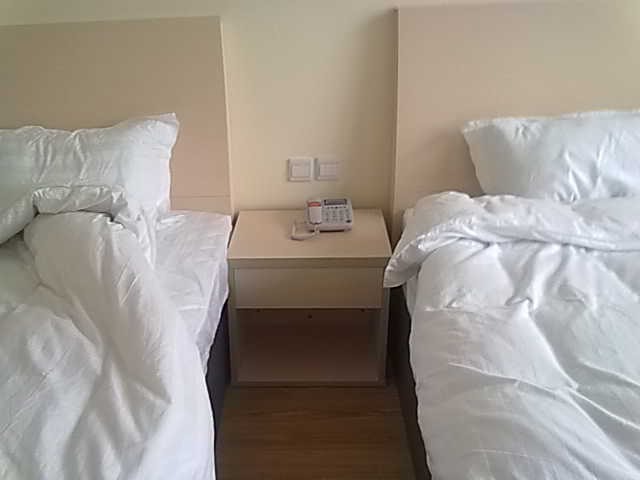 河南萬(wàn)眾集團(tuán)辦公家具工程案例展示