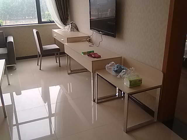 河南萬(wàn)眾集團(tuán)辦公家具工程案例展示