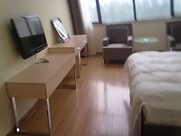 河南萬(wàn)眾集團(tuán)辦公家具工程案例展示