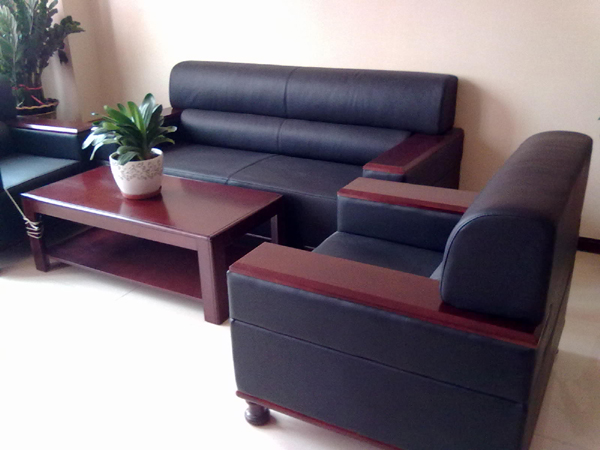 河南萬(wàn)眾集團(tuán)辦公家具工程案例展示