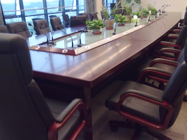 河南萬(wàn)眾集團(tuán)辦公家具工程案例展示